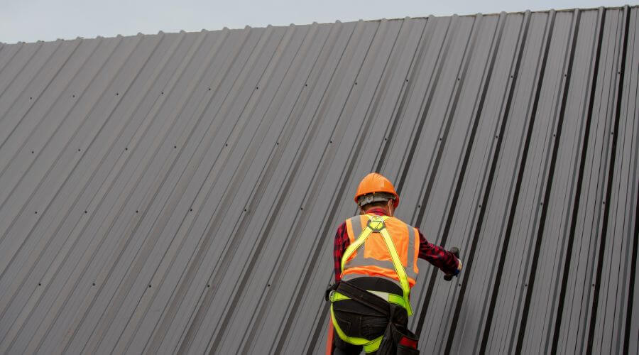 Professional metal roof installation services in Travelers Rest, SC